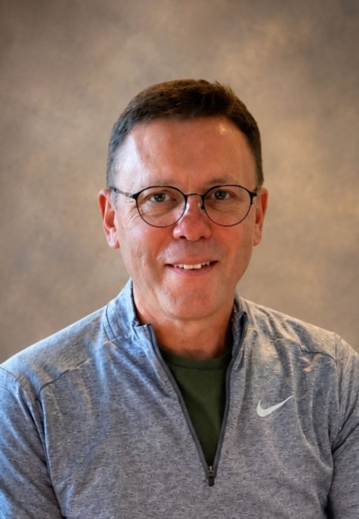 Ross Donald Carolus Profile Photo