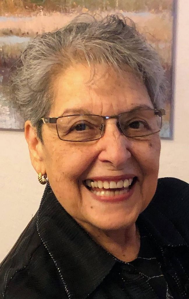 Elizabeth Uribe Gonzalez Profile Photo
