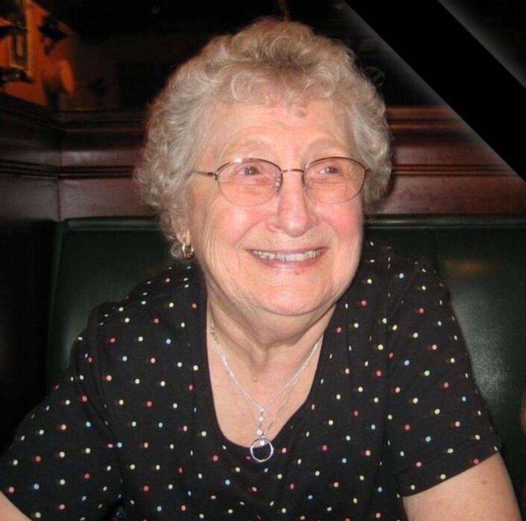 Elizabeth Chilcote Profile Photo