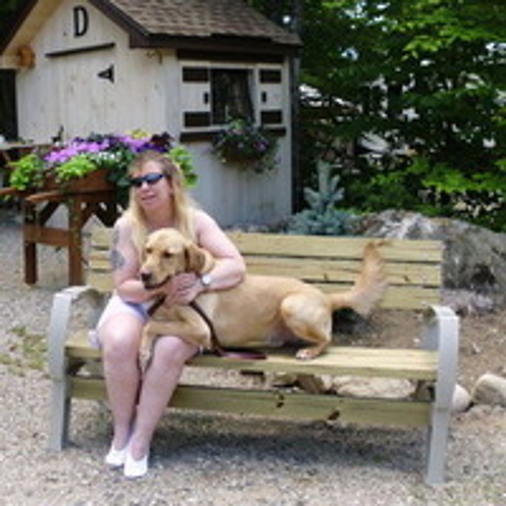 Shannon Dionne Profile Photo