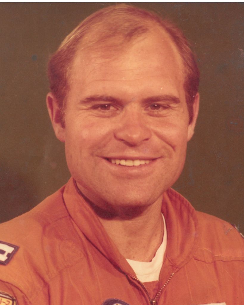 Lt Co Peter Balzli, AIR FORCE, (Ret) Profile Photo