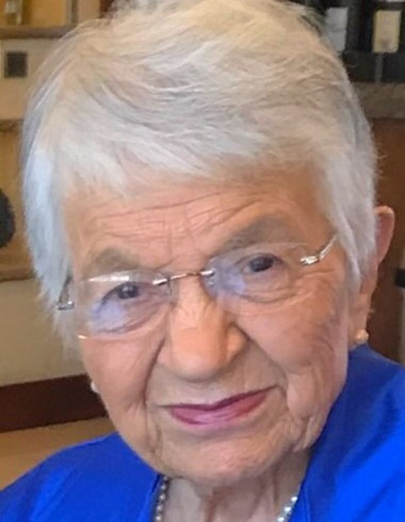 Evangeline                "Von" (Cavros)  Lillios Profile Photo