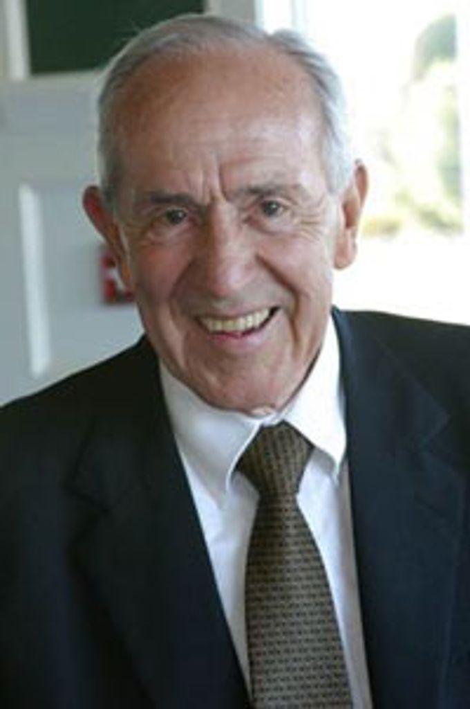 Gordon Alexander Thomas