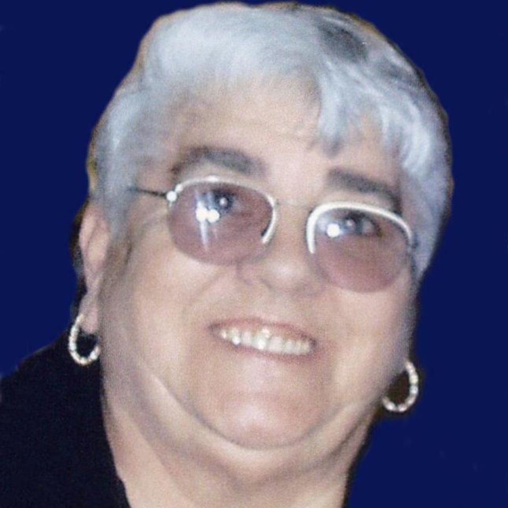 Emma Lou Holzinger Profile Photo