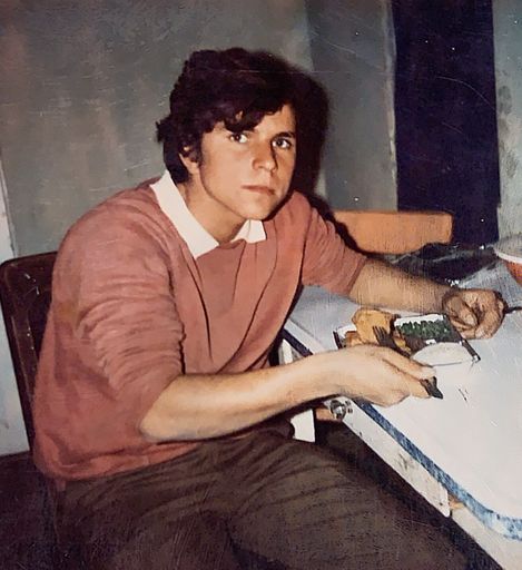 Ricardo H Davila photo gallery thumbnail 14 of 76