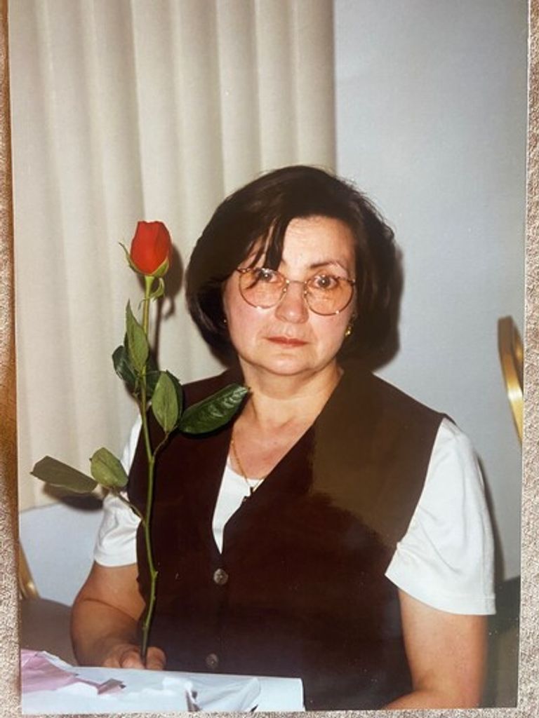Rosa Elvira Nunez Profile Photo
