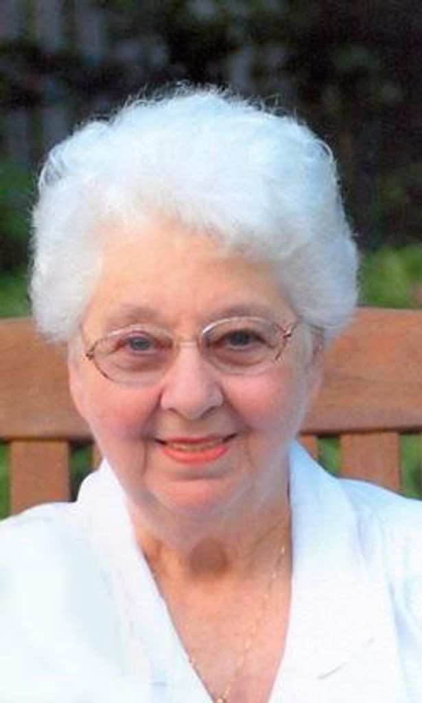 Lorraine Bayne Folderauer