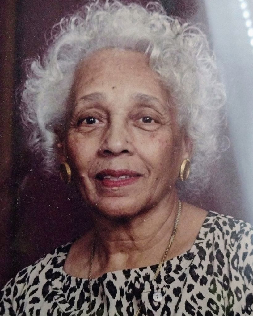 Mrs. Maxine Mason Profile Photo