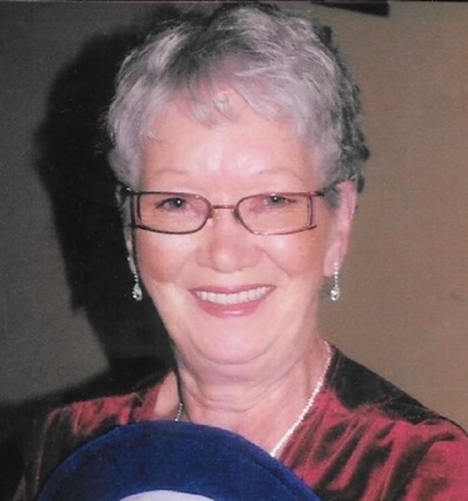 Lorraine Louise Edwards Profile Photo