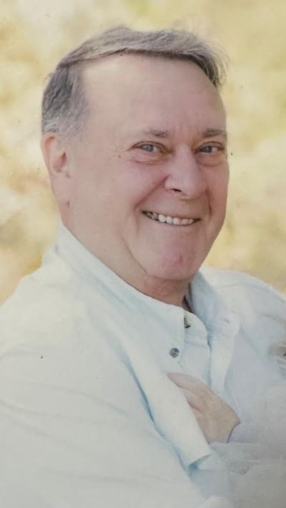 Robert Stephen Capuano Profile Photo