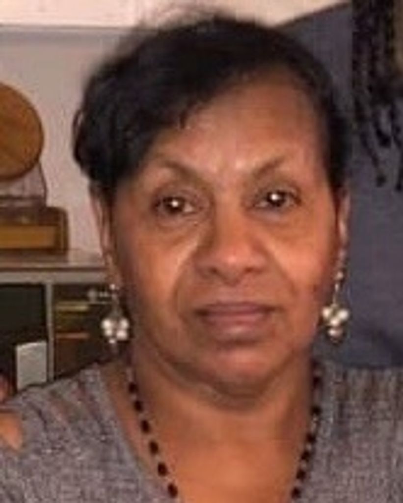 Manuela Falcon Profile Photo