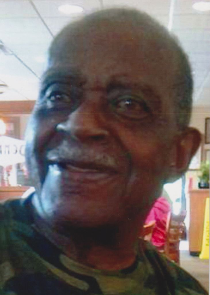 Richard T Jones Profile Photo