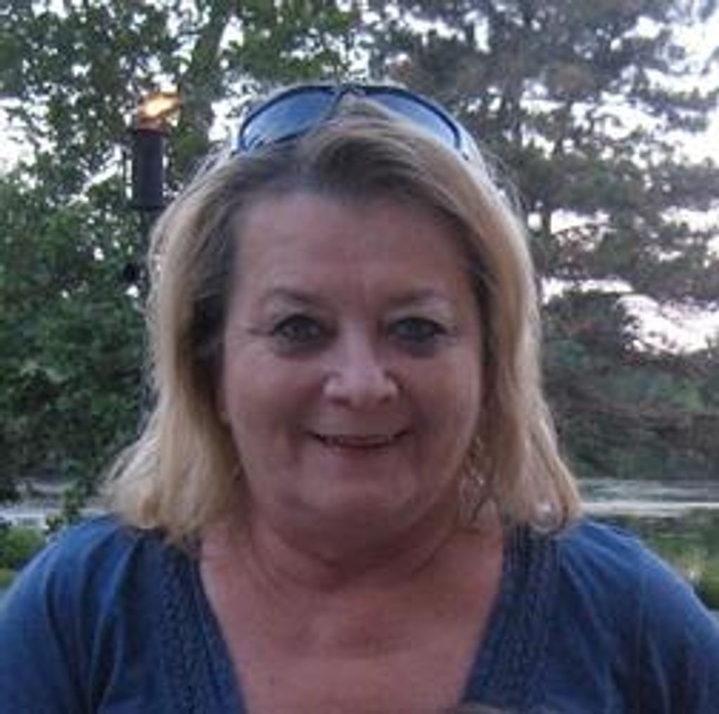 Dianna (Drake) Mcdonnell