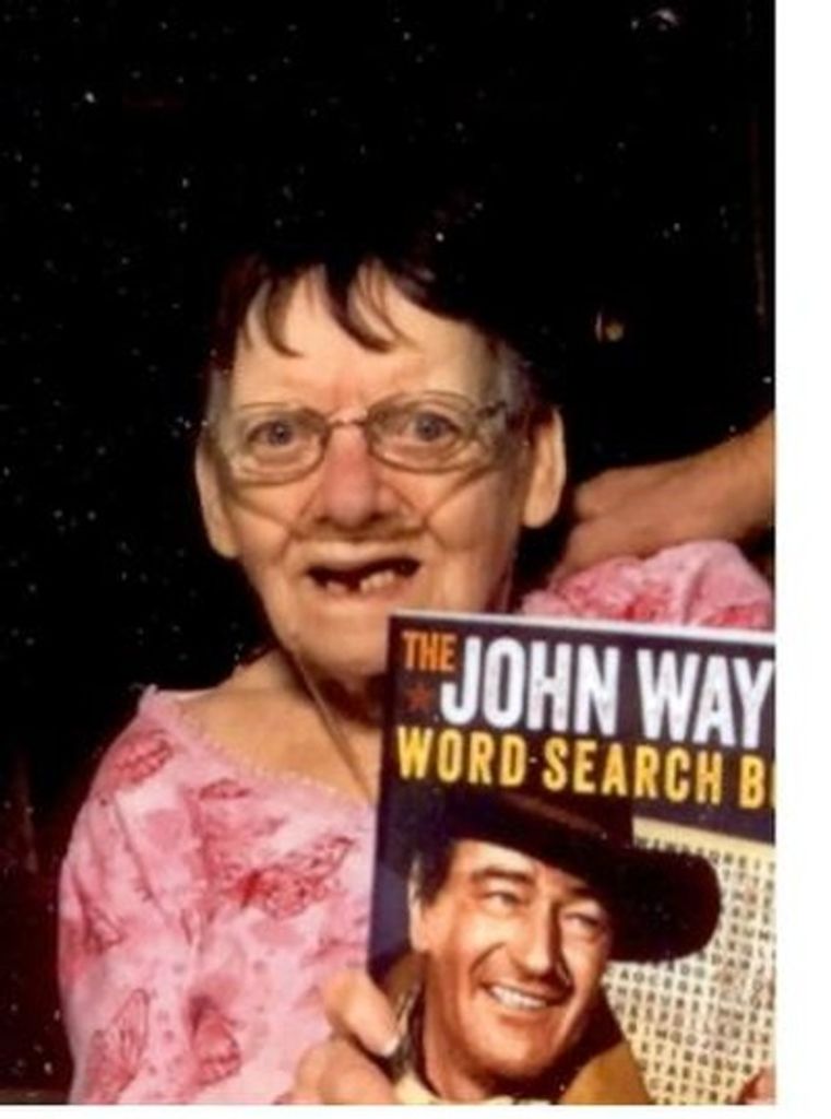 Carolyn Sue Kurta Profile Photo