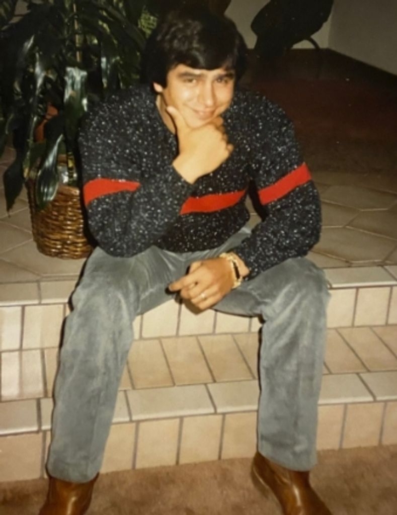 Ralph R Salas