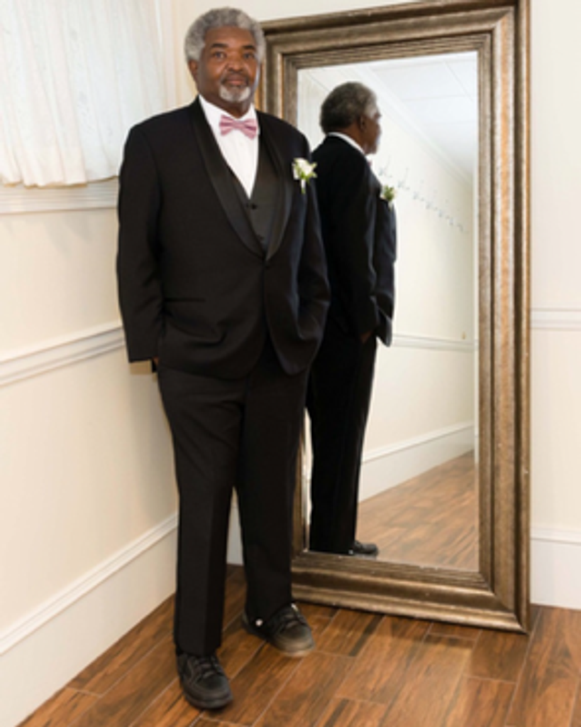 Grady Thomas Profile Photo