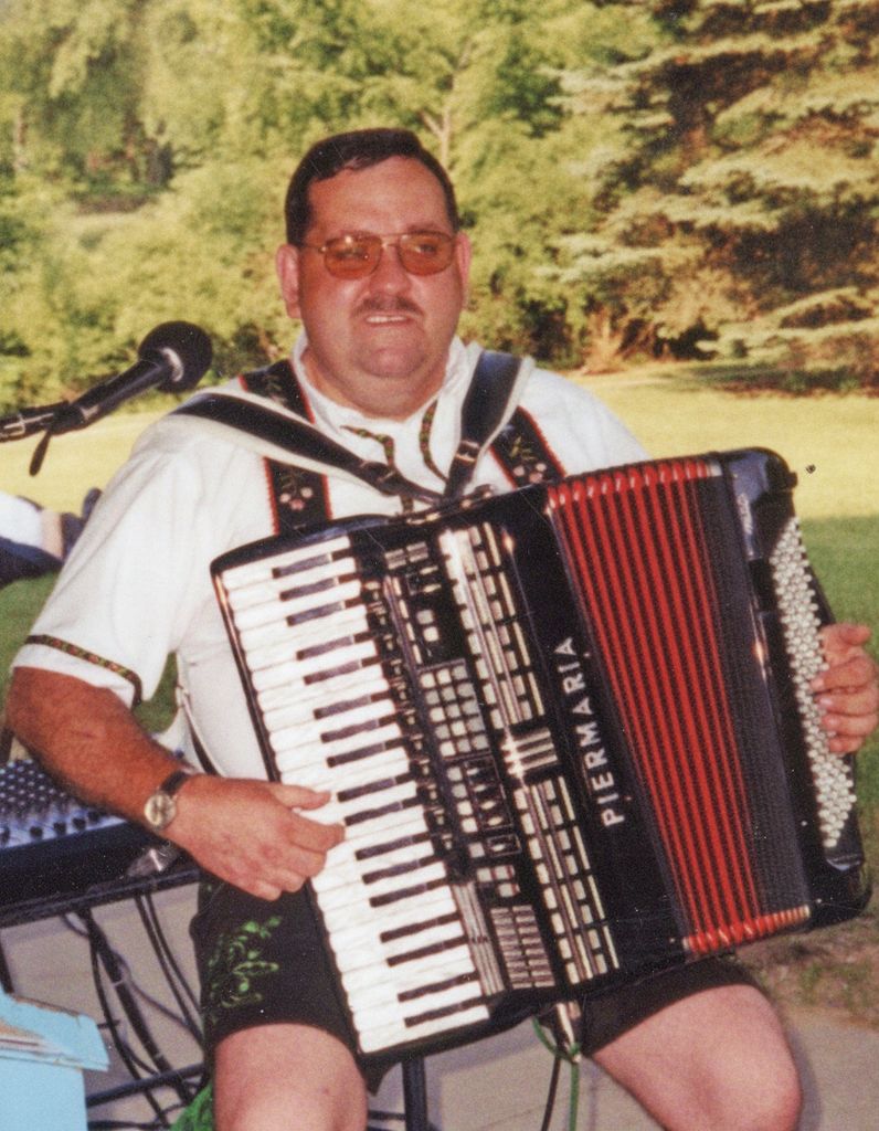 Dennis Lee Ewald Profile Photo