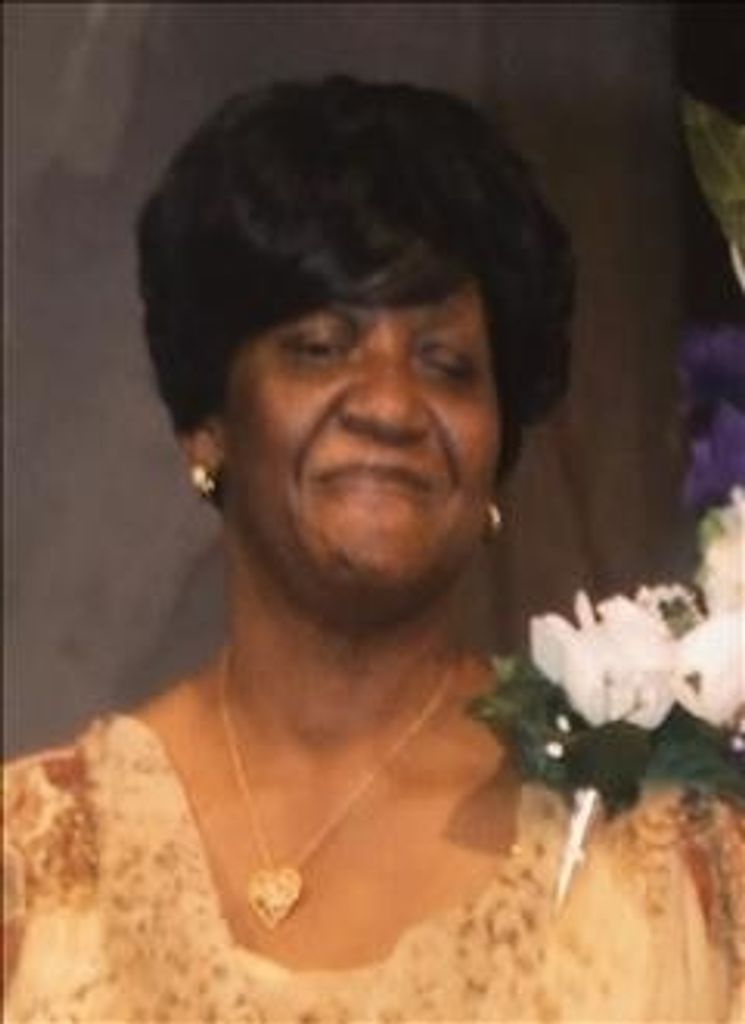 Eva Hunter Profile Photo