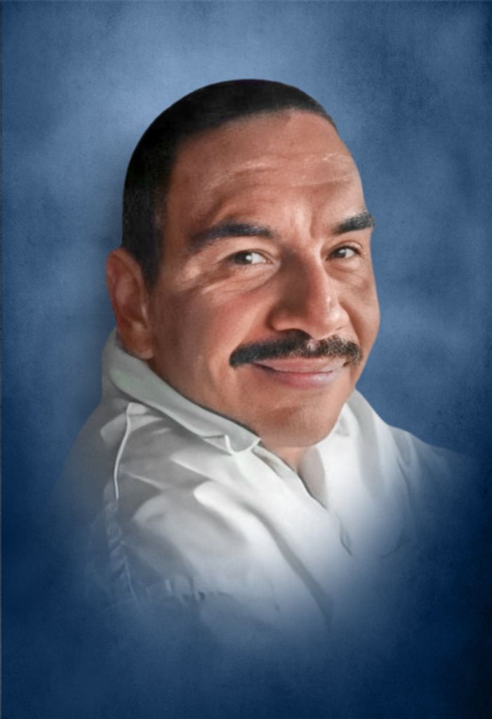 Porfirio Flores Profile Photo