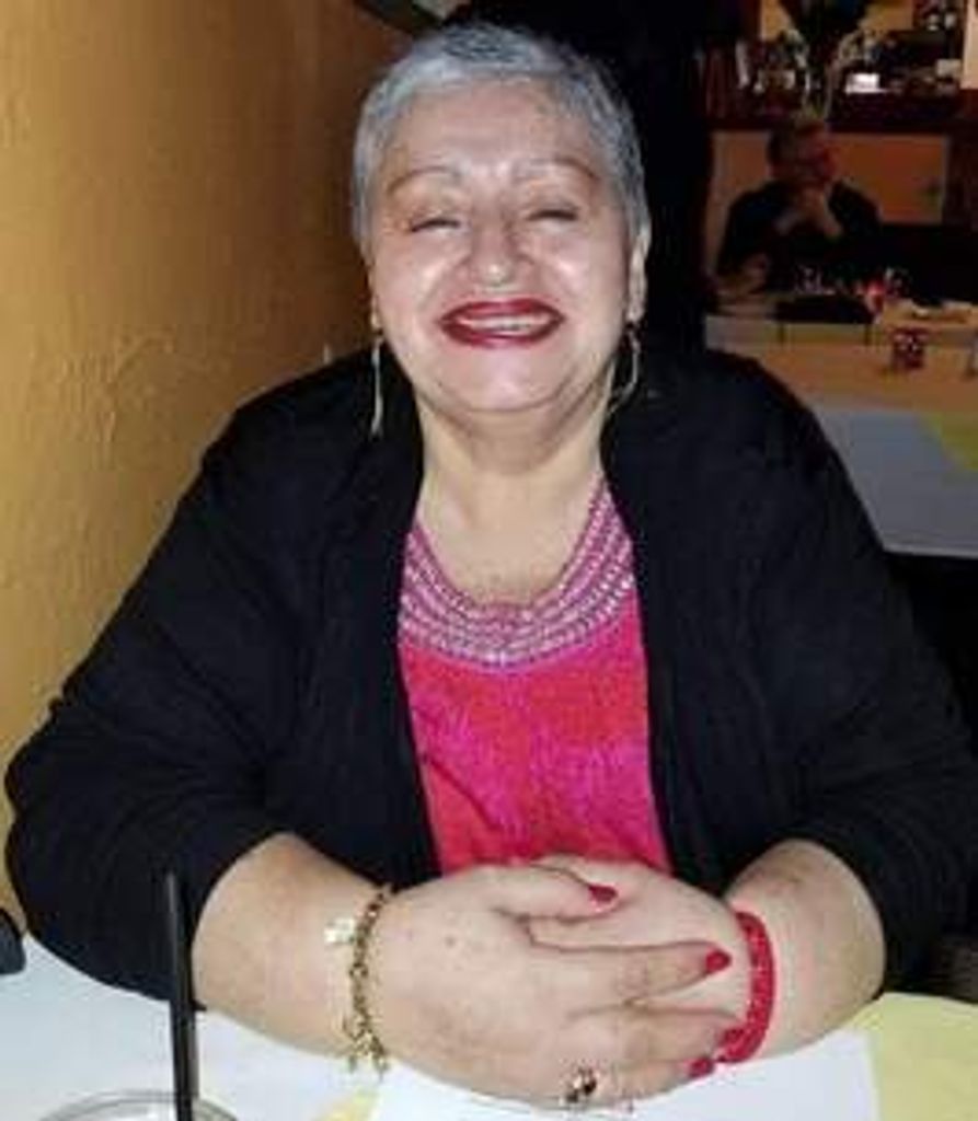 Gladys Plaza