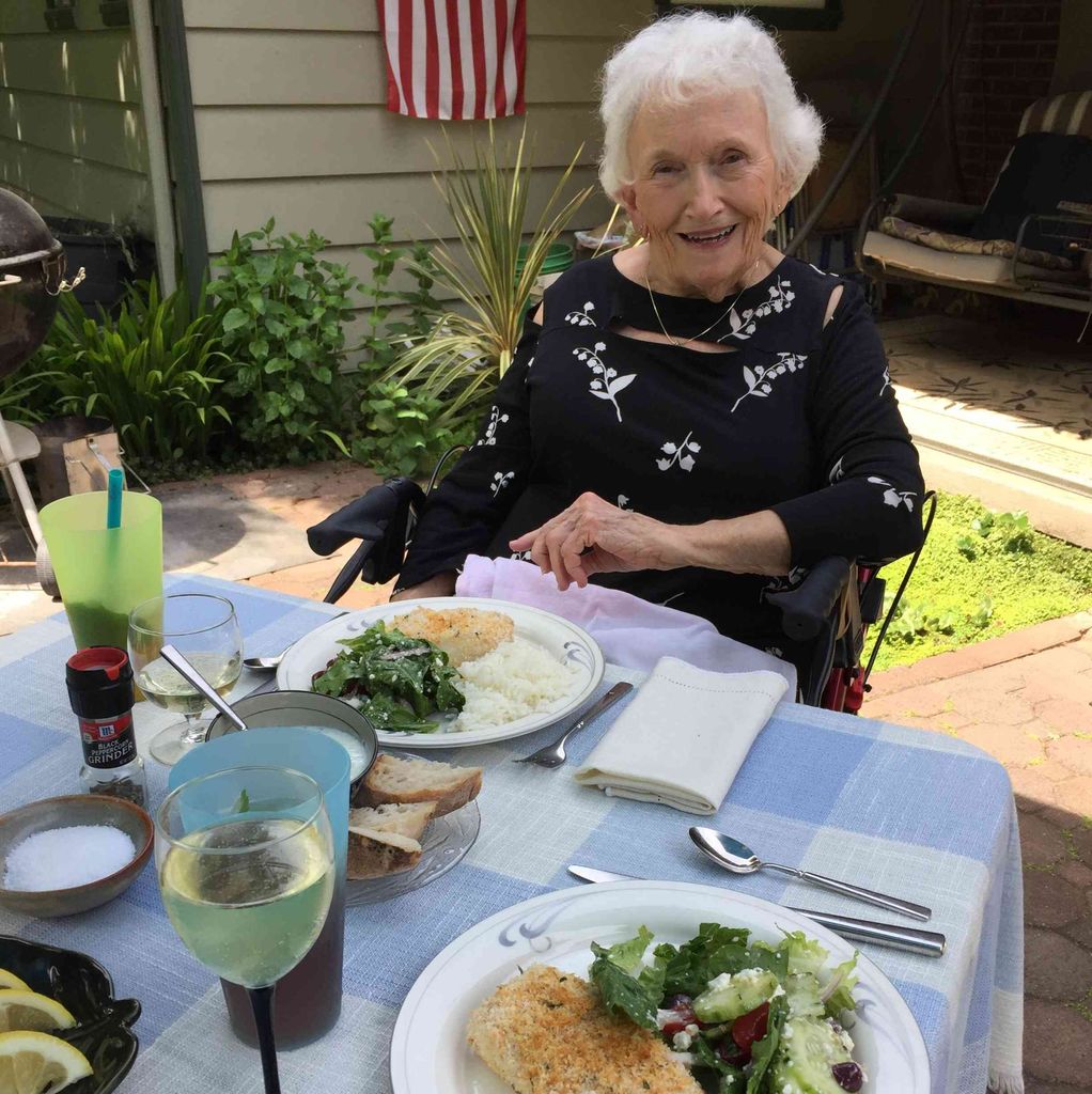 Lenora Ortuno Profile Photo