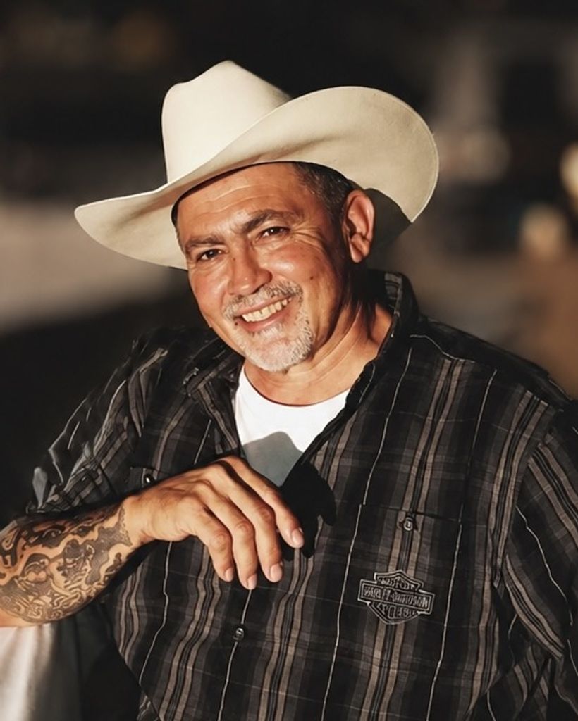 Miguel Arturo Martinez Profile Photo