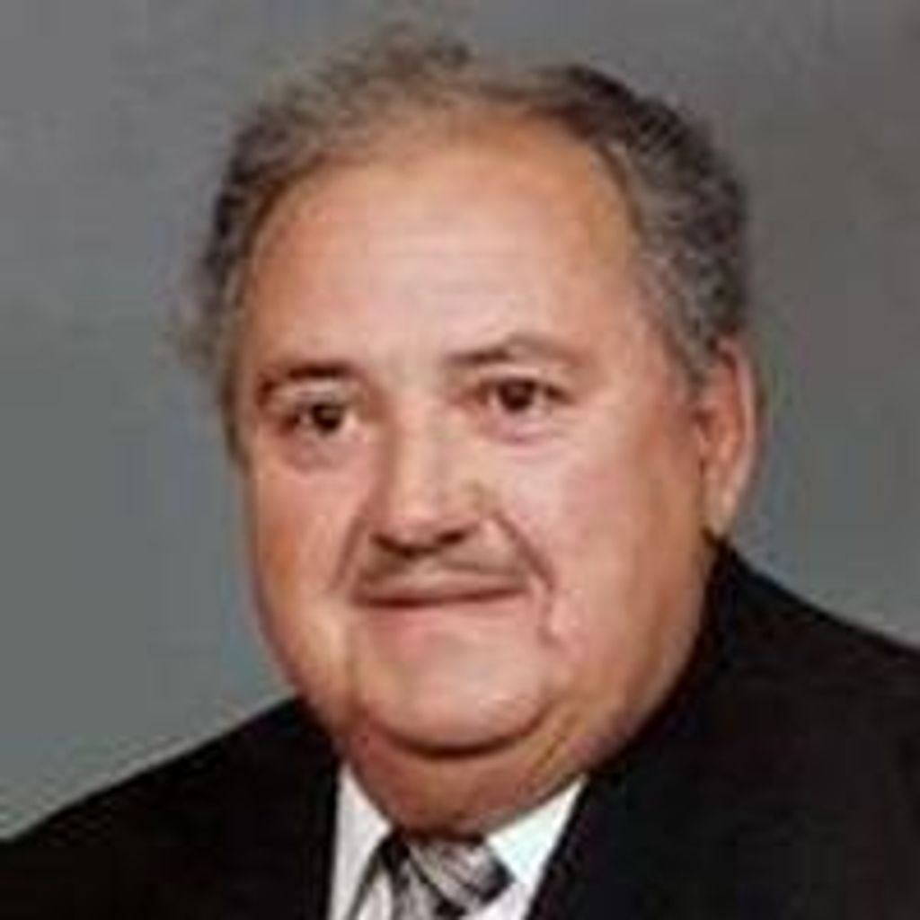 Rollin  E. Mcaninch