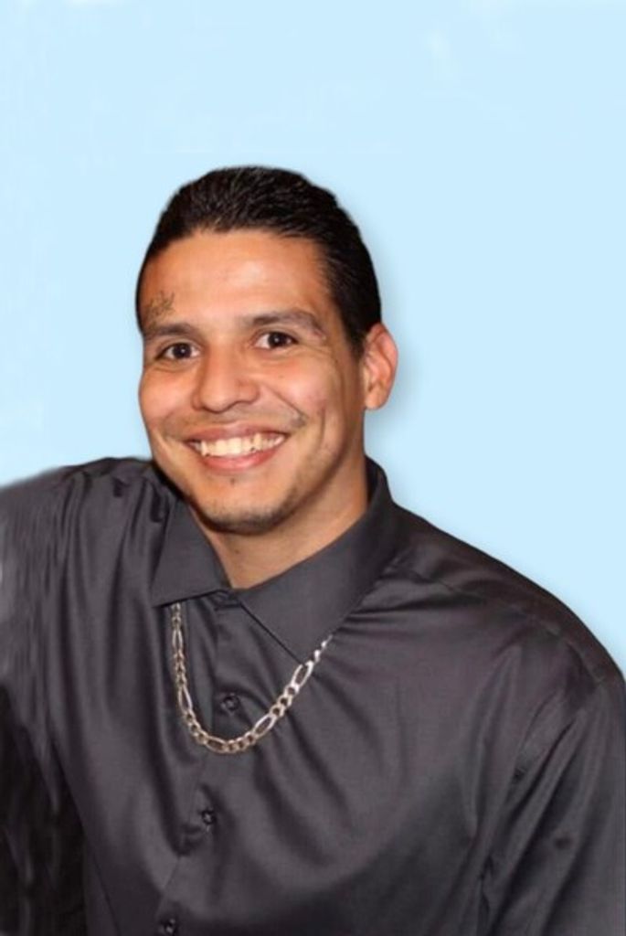 Mikke Antonio Moreno Profile Photo