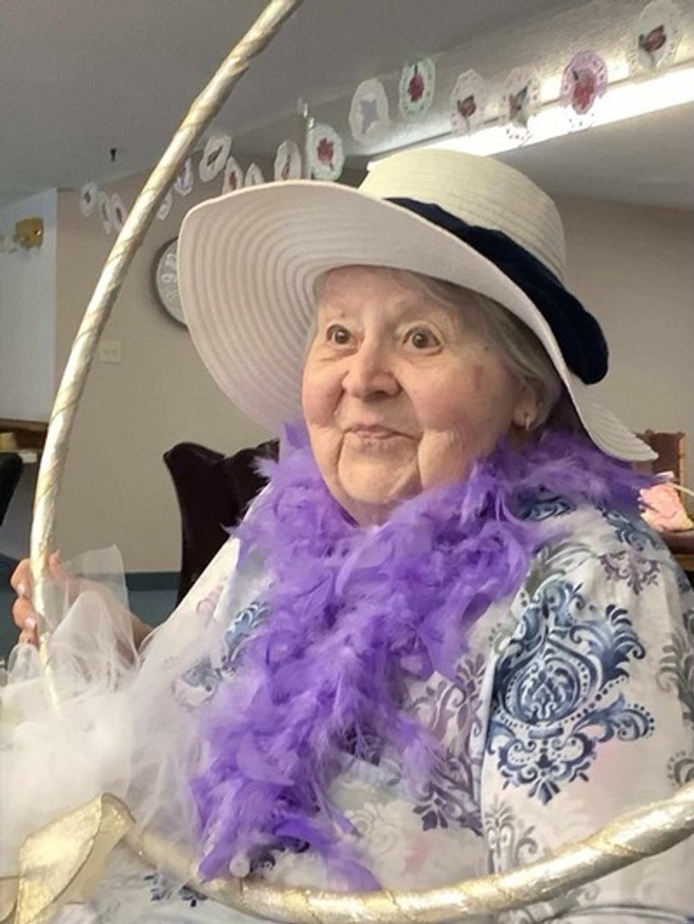 Beverly Ecker Profile Photo