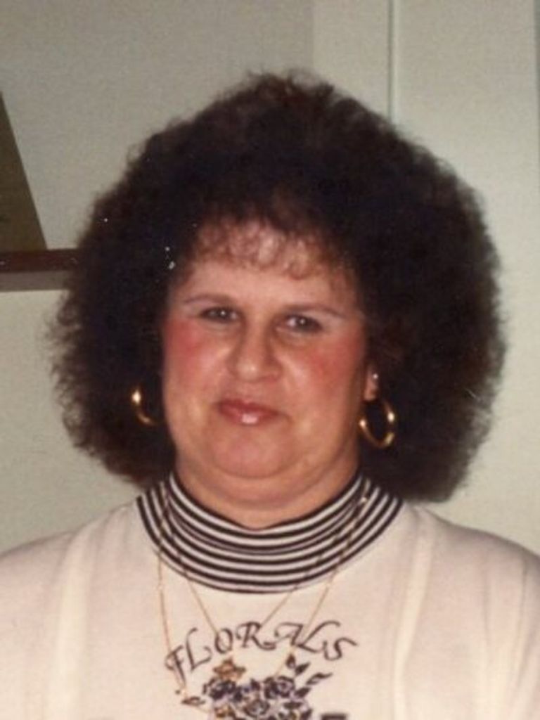 Carolyn Louise Watts