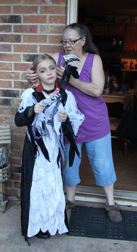 Sharron Dale (Burns)  Gallagher photo gallery thumbnail 17 of 106