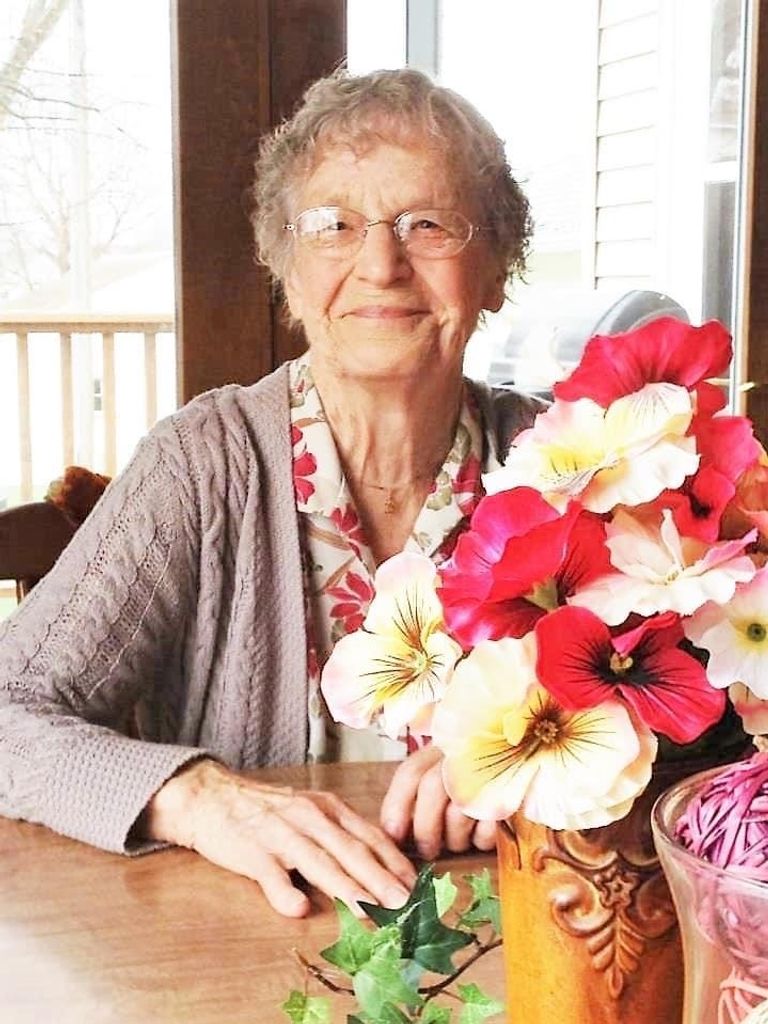 Betty  Corlew Profile Photo