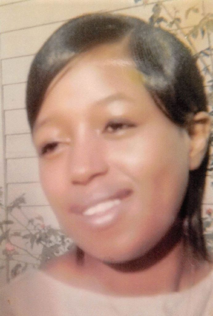 Wilma Doris Henderson-Rossi