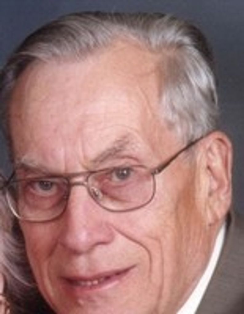 William R Davis