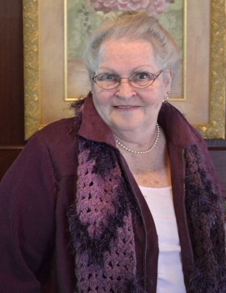 Lucinda Thompson