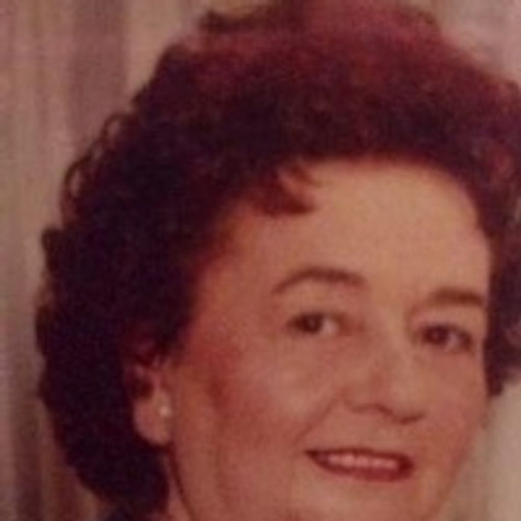 Maxine P Cinadr