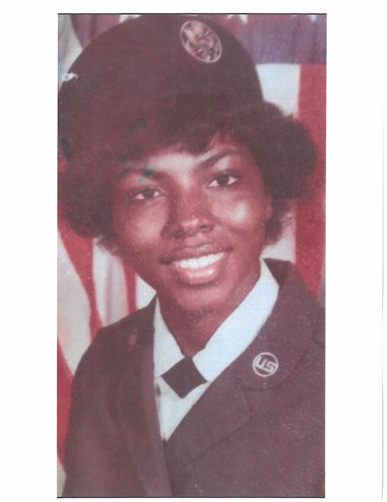 Sandra Scott Profile Photo