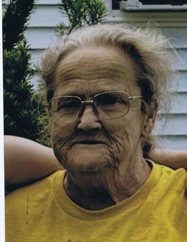 Betty "Sue" Lewis