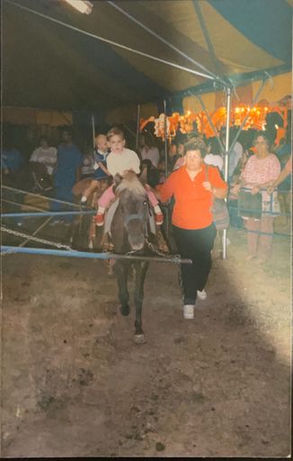 Carol Mae (Shull)  Thomas photo gallery thumbnail 7 of 115