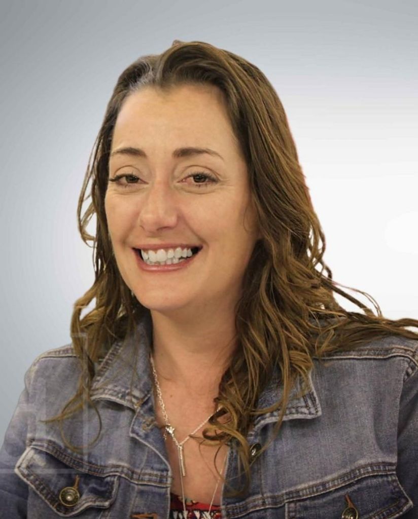 Shannon Noelle Theisen Profile Photo