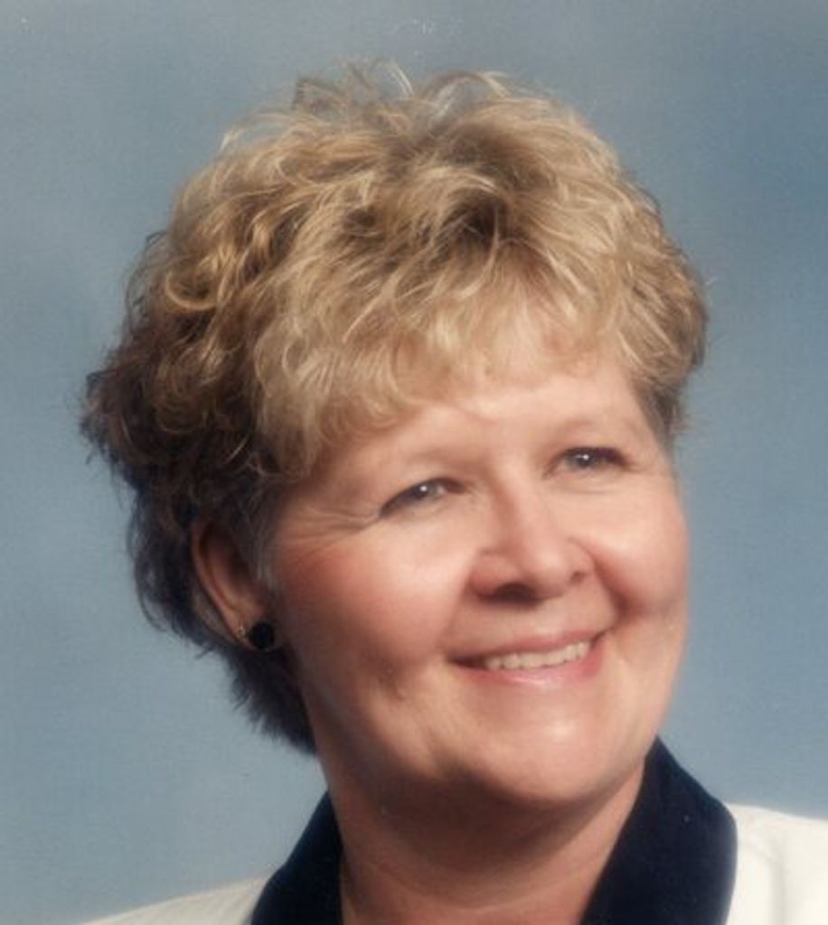 Dearel Nadine Crews Profile Photo