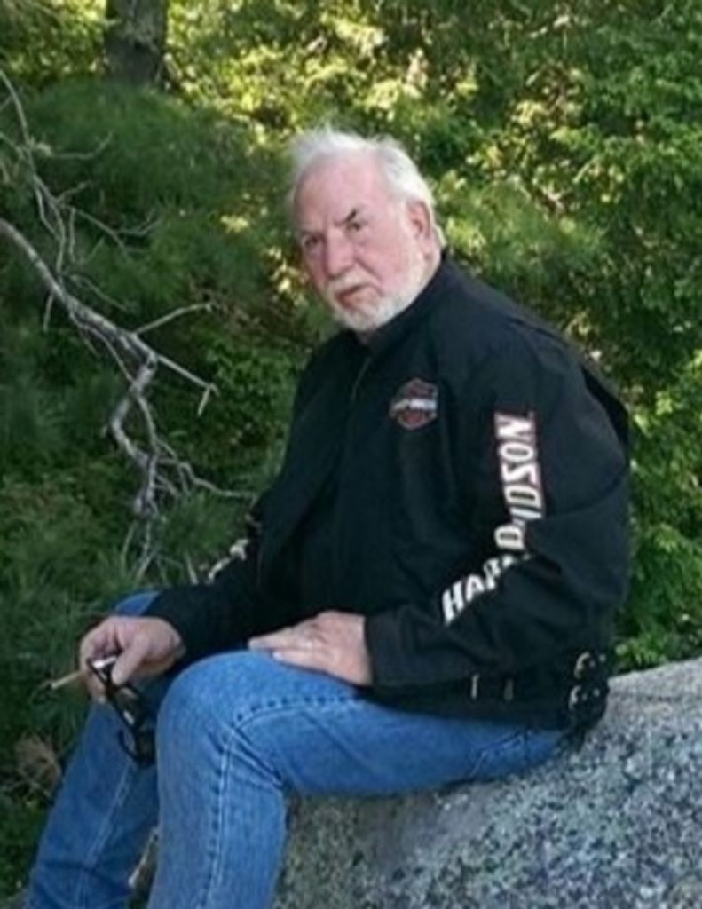 Kenneth Puckett