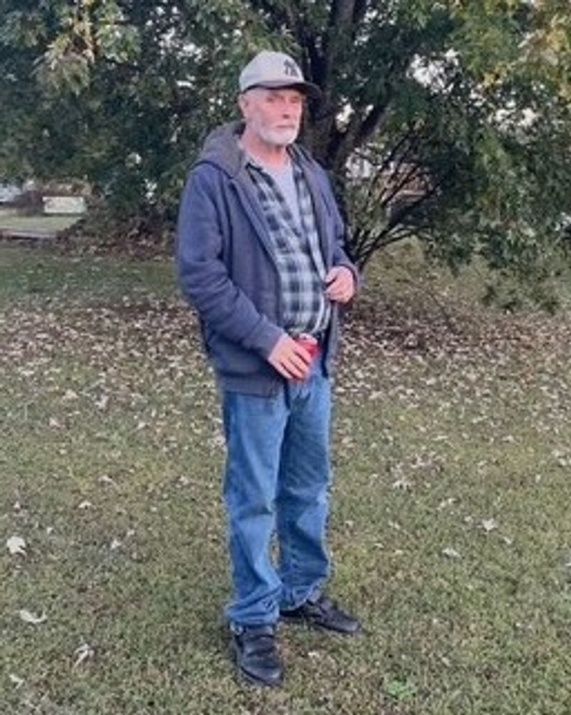 Gillie Robert Hanson "Gil" Profile Photo
