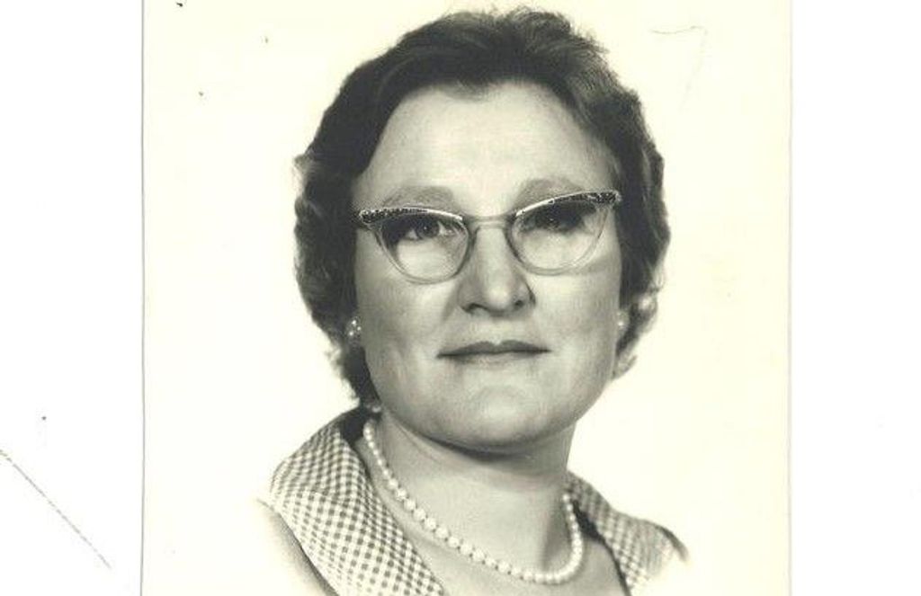 Eleanor Gertrude (Olmsted) McMorrow Profile Photo