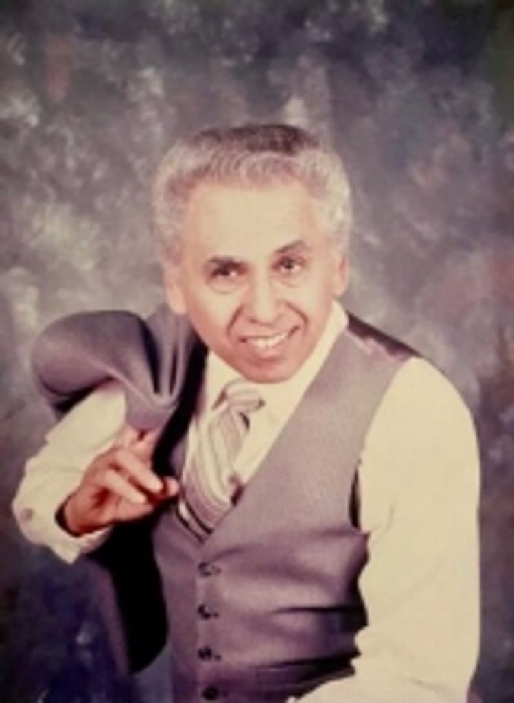 Albert Atanay Profile Photo