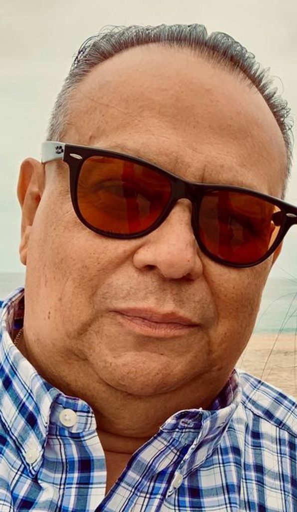 Manuel A. Quiroz Profile Photo