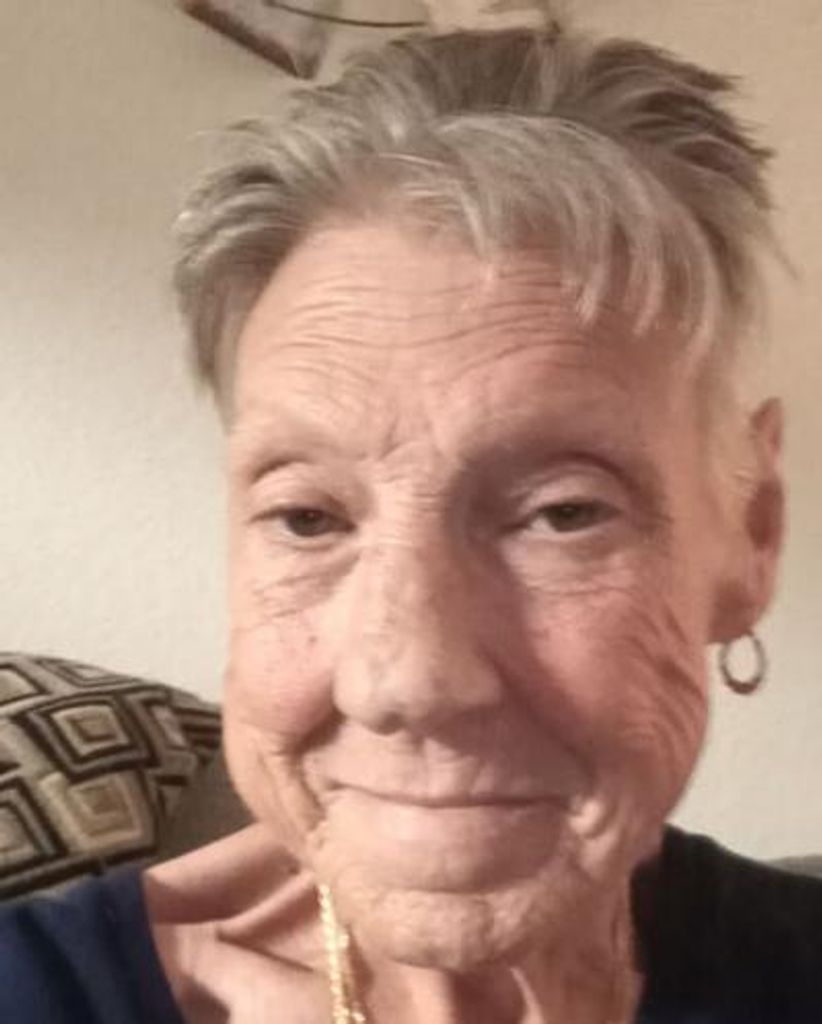 Deborah Louise Moore Profile Photo