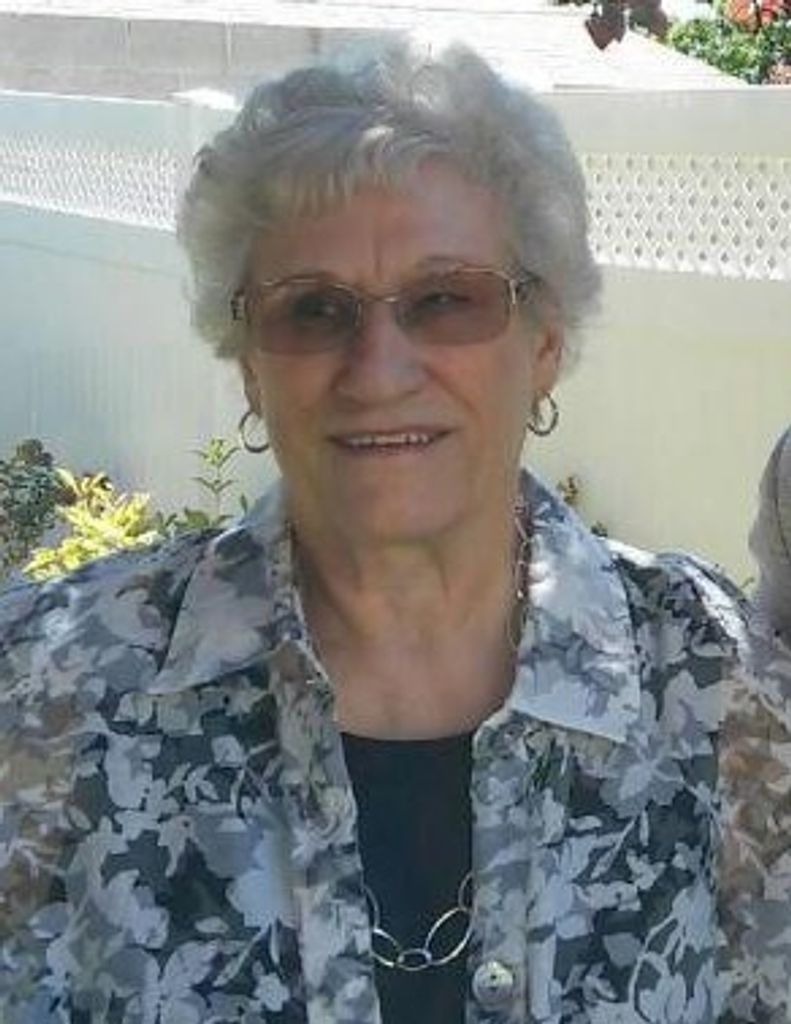Sandra Jean Leal