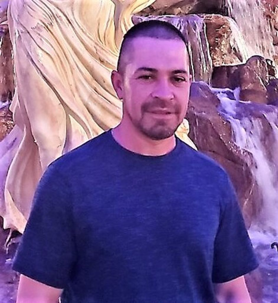Eduardo Diaz Magana Profile Photo