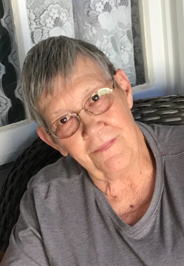 Beverly J Richardson